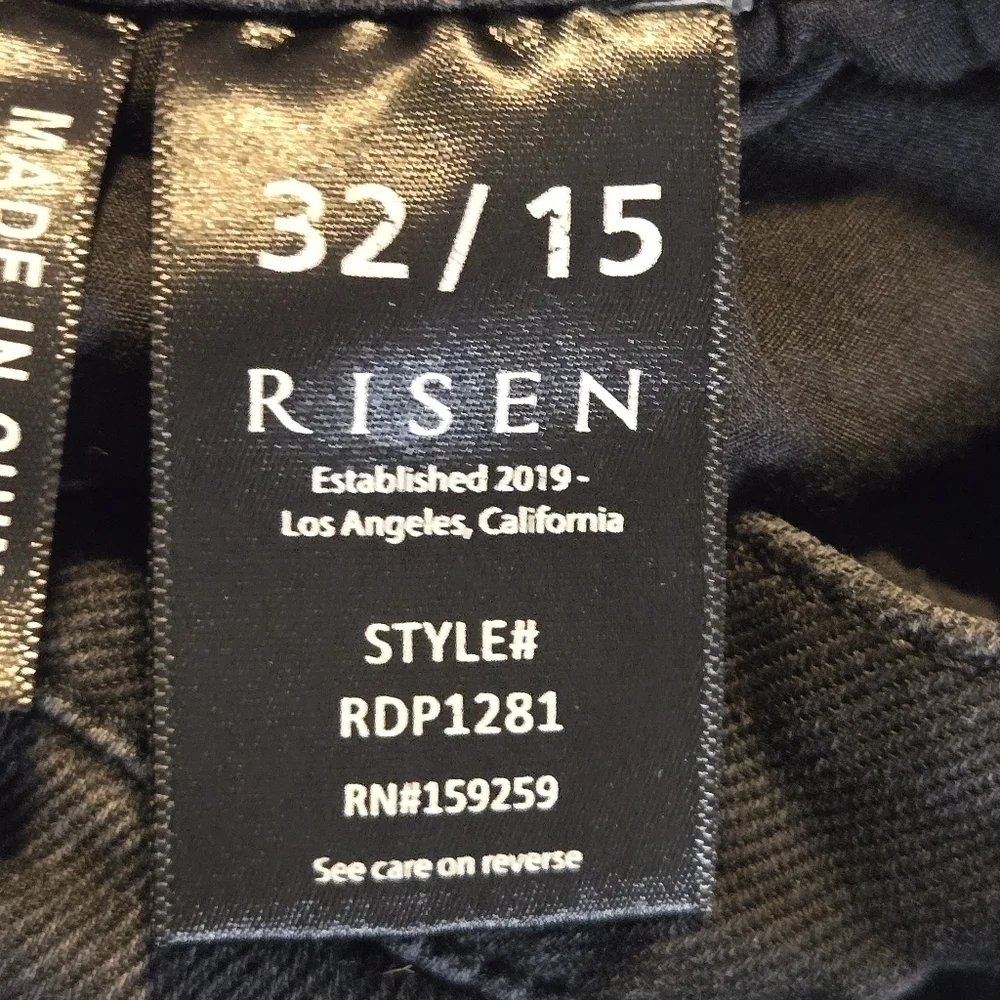 RISEN Womens Black Distressed Straight Leg Crop Ankle Denim Jeans Size 32